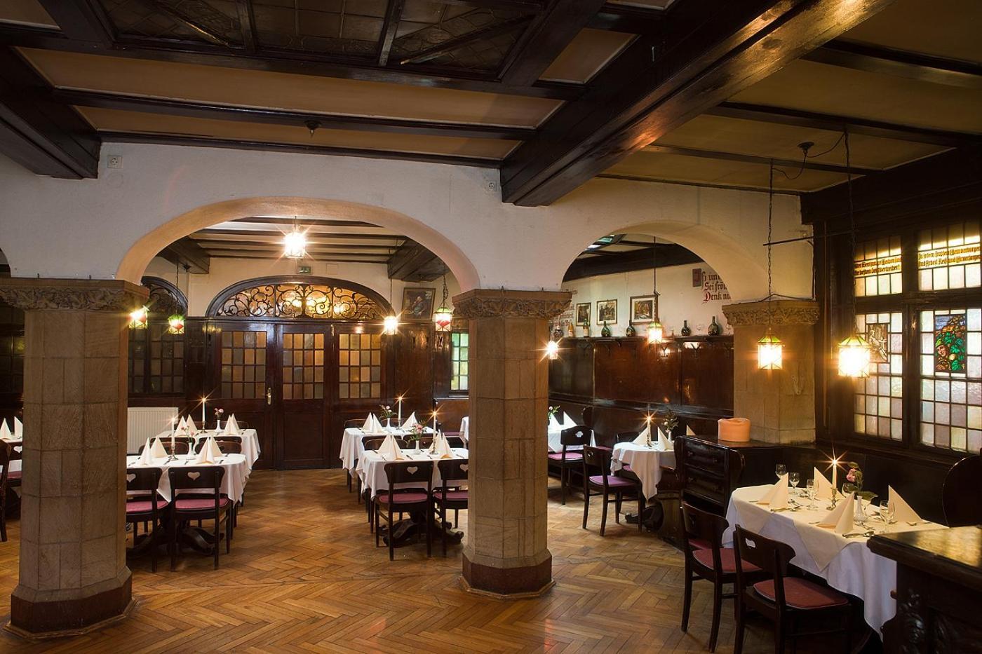 Hotel Altdeutsche Weinstuben Freyburg Esterno foto